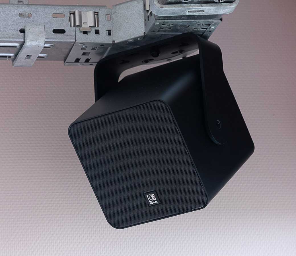 Speakers Uneti Labs